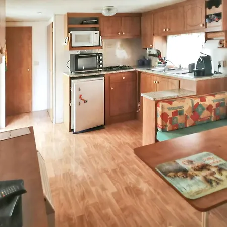 A Avec Jardin Cloture Дом отдыха *